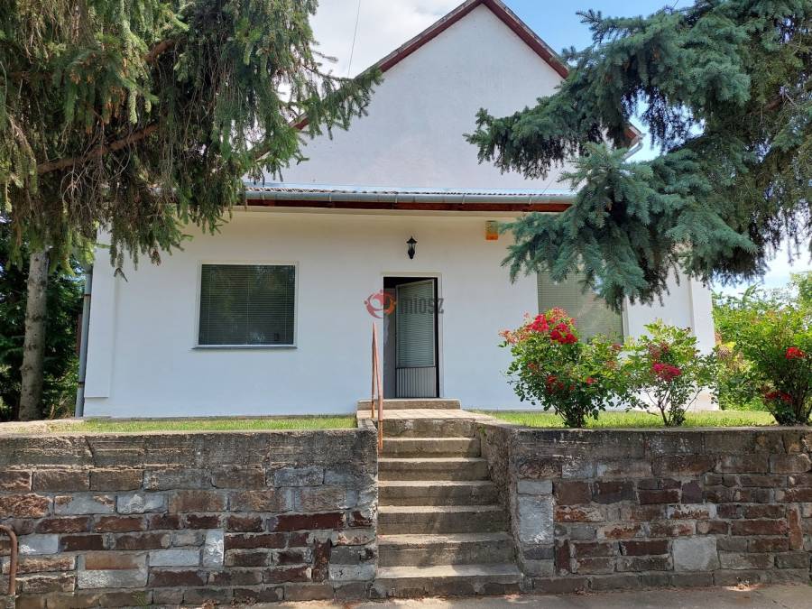 Albérlet, kiadó téglalakás, Kerepes