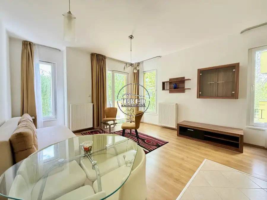 Albérlet, kiadó újszerű téglalakás, Budapest, XI. kerület
