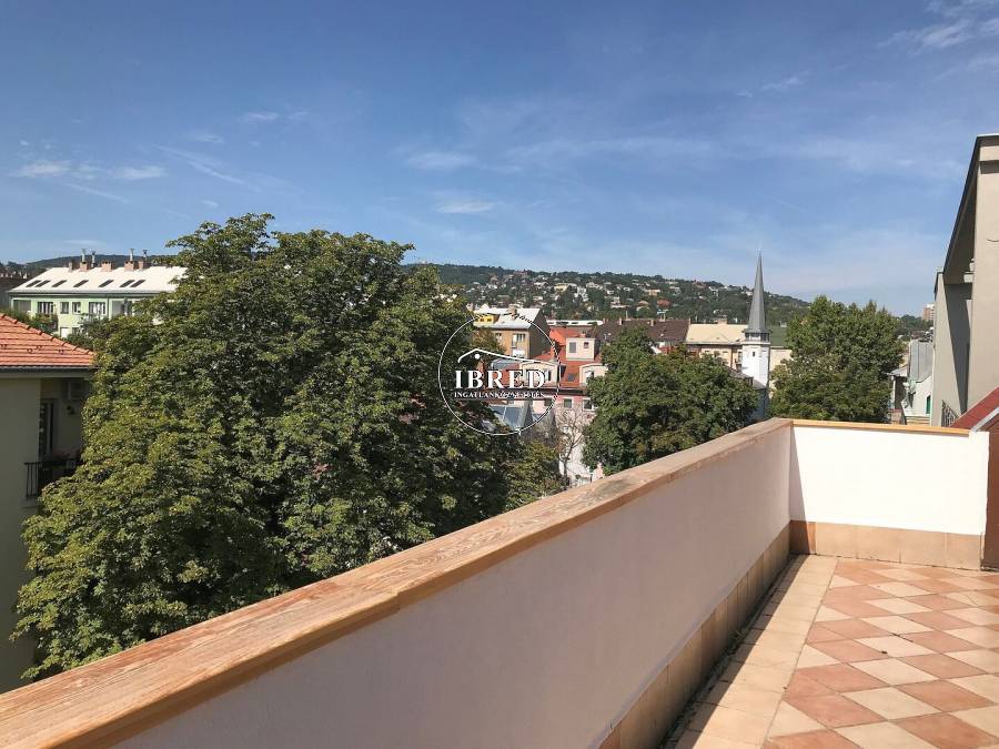 Albérlet, kiadó újszerű téglalakás, Budapest, XII. kerület