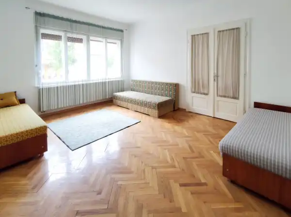 Kiadó családi ház, Paks 3 szoba 100 m² 650 E Ft/hó