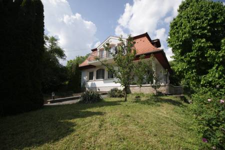 kiadó családi ház, Solymár