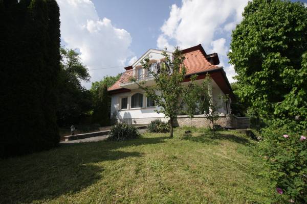 kiadó családi ház, Solymár