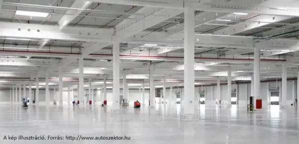 Kiadó csarnok, Paks 1100 m² 2.50 M Ft/hó