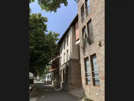 Kiadó garázs, Gyula 14 m² 30 E Ft/hó