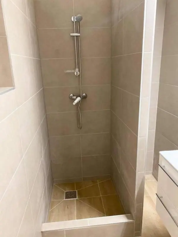 Kiadó házrész, Tata 4 szoba 100 m² 400 E Ft/hó
