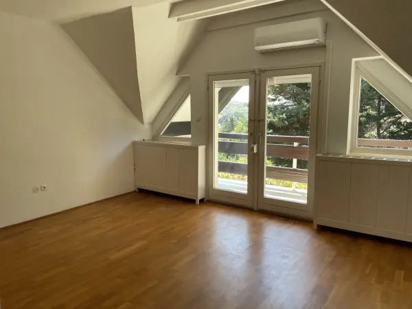 Kiadó ikerház, Budapest, II. kerület 3 szoba 120 m² 500 E Ft/hó