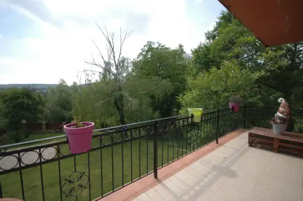 Kiadó ikerház, Budapest, II. kerület 6 szoba 195 m² 1.06 M Ft/hó