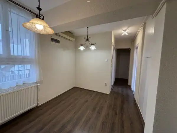 Kiadó ingatlan, Békéscsaba 3 szoba 82 m² 175 E Ft/hó