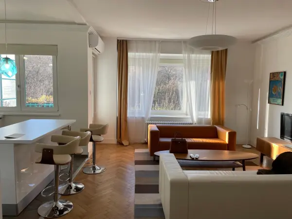 Kiadó ingatlan, Budapest, I. kerület 3 szoba 105 m² 368 E Ft/hó