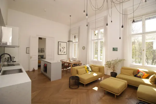 Kiadó ingatlan, Budapest, I. kerület 4 szoba 117 m² 900 E Ft/hó