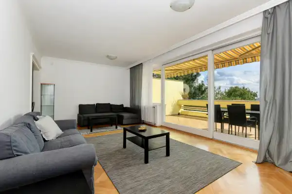 Kiadó ingatlan, Budapest, II. kerület 4 szoba 110 m² 608 E Ft/hó