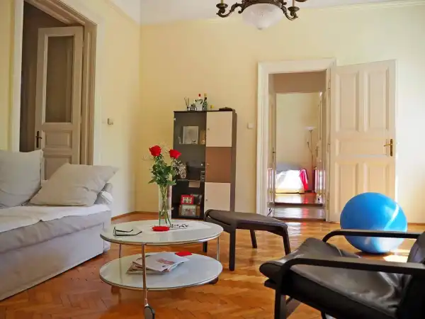 Kiadó ingatlan, Budapest, II. kerület 4 szoba 115 m² 495 E Ft/hó