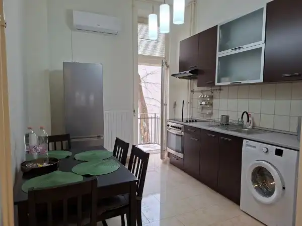 Kiadó ingatlan, Budapest, II. kerület 2 szoba 59 m² 380 E Ft/hó