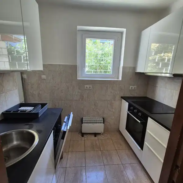 Kiadó ingatlan, Budapest, II. kerület 2 szoba 50 m² 240 E Ft/hó