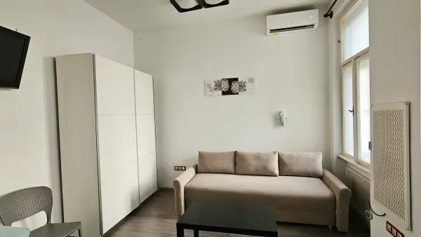 Kiadó ingatlan, Budapest, II. kerület 1 szoba 25 m² 200 E Ft/hó