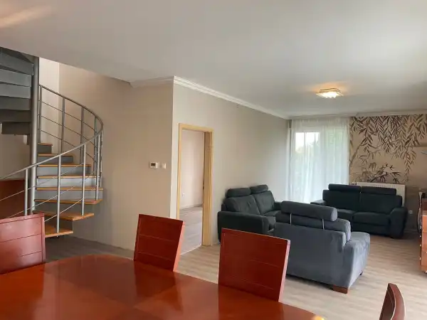 Kiadó ingatlan, Budapest, III. kerület 4 szoba 136 m² 690 E Ft/hó