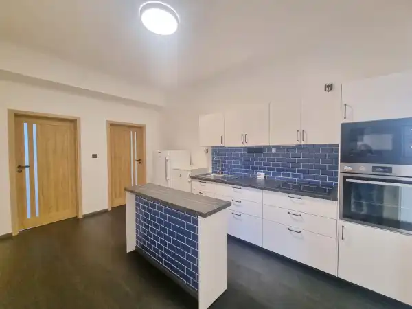 Kiadó ingatlan, Budapest, IX. kerület 3 szoba 110 m² 600 E Ft/hó