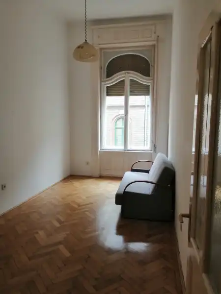 Kiadó ingatlan, Budapest, V. kerület 1 szoba 41 m² 170 E Ft/hó