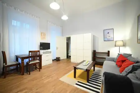Kiadó ingatlan, Budapest, V. kerület 2 szoba 43 m² 240 E Ft/hó