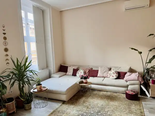 Kiadó ingatlan, Budapest, V. kerület 2 szoba 75 m² 404 E Ft/hó