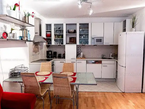 Kiadó ingatlan, Budapest, VI. kerület 2 szoba 52 m² 323 E Ft/hó