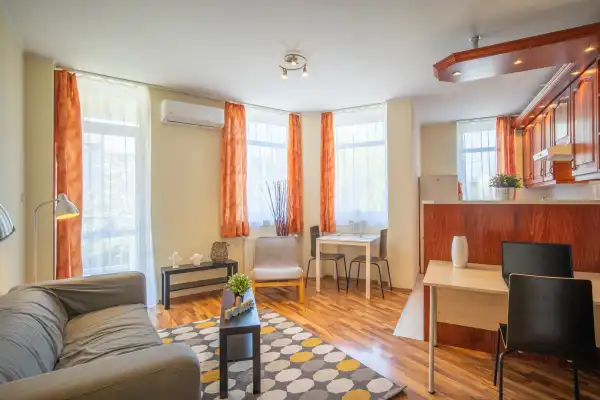 Kiadó ingatlan, Budapest, VIII. kerület 2 szoba 41 m² 250 E Ft/hó