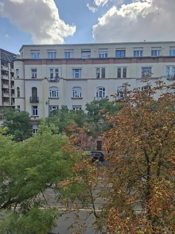 Kiadó ingatlan, Budapest, XI. kerület 2+1 szoba 87 m² 280 E Ft/hó