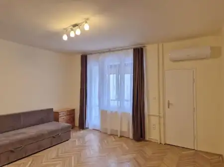 Kiadó ingatlan, Budapest, XI. kerület 2 szoba 52 m² 280 E Ft/hó