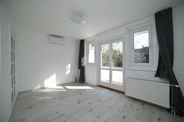 Kiadó ingatlan, Budapest, XII. kerület 1+1 szoba 40 m² 250 E Ft/hó