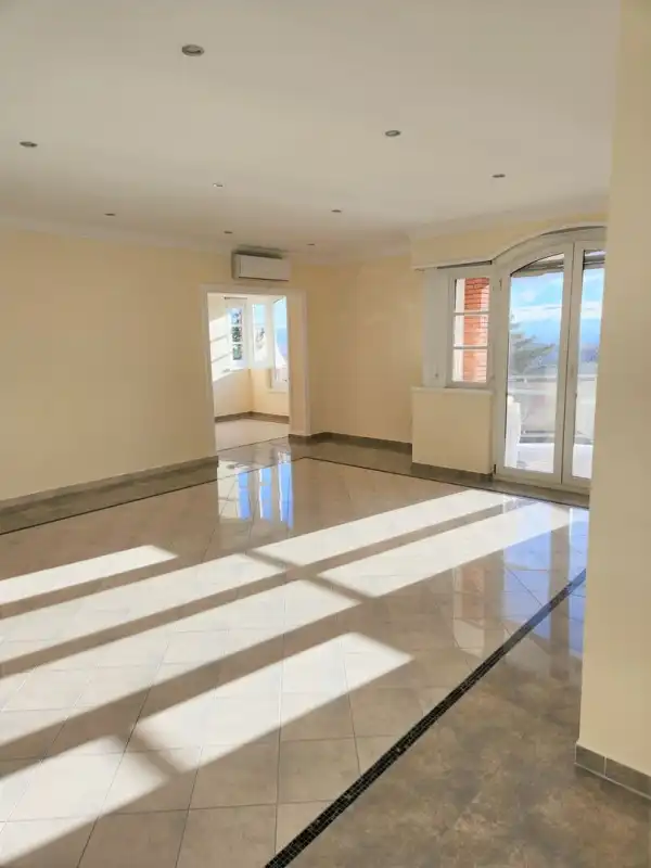 Kiadó ingatlan, Budapest, XII. kerület 4 szoba 197 m² 970 E Ft/hó