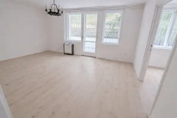 Kiadó ingatlan, Budapest, XII. kerület 3 szoba 80 m² 280 E Ft/hó