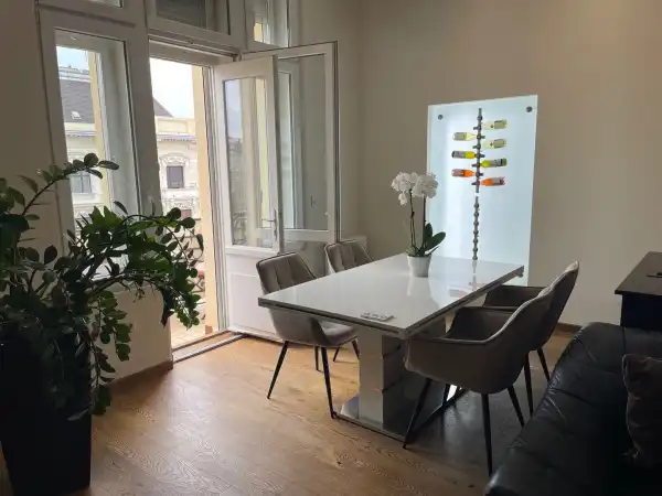 Kiadó ingatlan, Budapest, XIII. kerület 3 szoba 101 m² 749 E Ft/hó