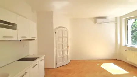 Kiadó ingatlan, Budapest, XIV. kerület 2 szoba 54 m² 275 E Ft/hó