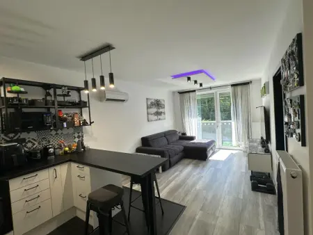 Kiadó ingatlan, Budapest, XVI. kerület 2 szoba 43 m² 300 E Ft/hó