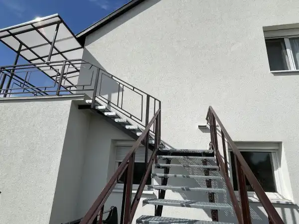 Kiadó ingatlan, Kecskéd 3 szoba 88 m² 180 E Ft/hó + Áfa