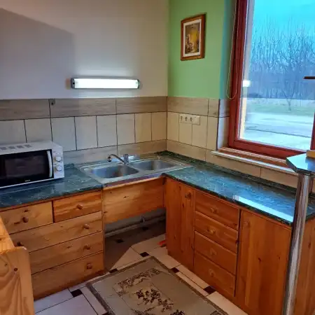 Kiadó ingatlan, Nagykozár 2 szoba 70 m² 200 E Ft/hó