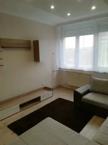 kiadó ingatlan, Nyíregyháza