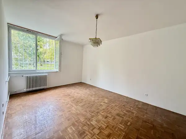 Kiadó ingatlan, Oroszlány 1 szoba 39 m² 105 E Ft/hó