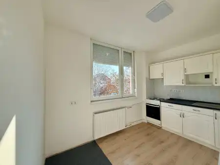 Kiadó ingatlan, Oroszlány 1 szoba 40 m² 120 E Ft/hó