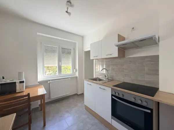 Kiadó ingatlan, Oroszlány 1 szoba 36 m² 130 E Ft/hó