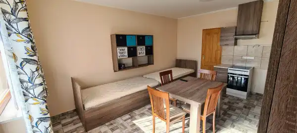 Kiadó ingatlan, Paks 1 szoba 27 m² 130 E Ft/hó