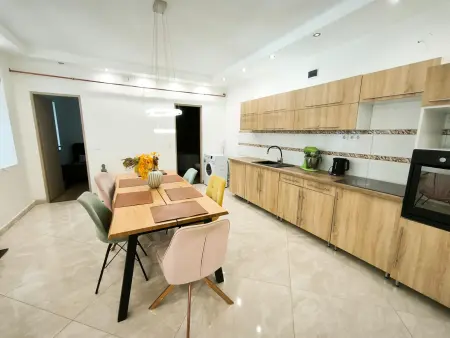Kiadó ingatlan, Paks 2+1 szoba 56 m² 150 E Ft/hó