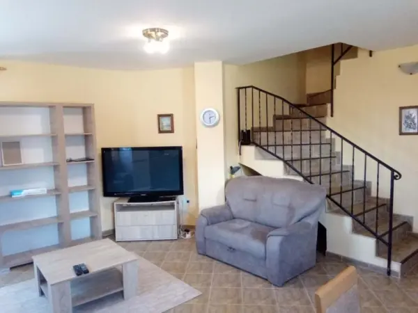 Kiadó ingatlan, Paks 2 szoba 65 m² 240 E Ft/hó