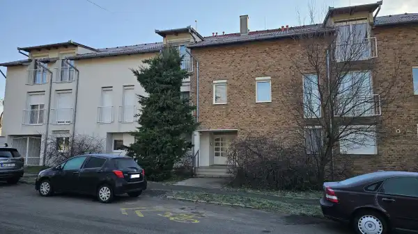 Kiadó ingatlan, Pécs 1+1 szoba 44 m² 145 E Ft/hó