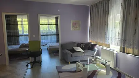 Kiadó ingatlan, Pécs 1+2 szoba 50 m² 200 E Ft/hó