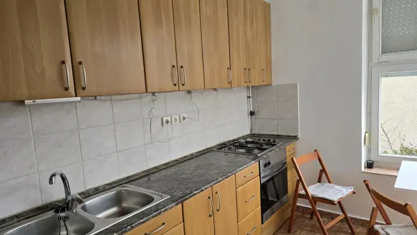 Kiadó ingatlan, Pécs 1+1 szoba 52 m² 185 E Ft/hó