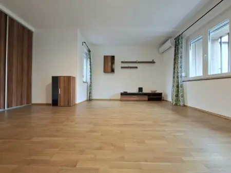 Kiadó ingatlan, Szombathely 2 szoba 55 m² 180 E Ft/hó