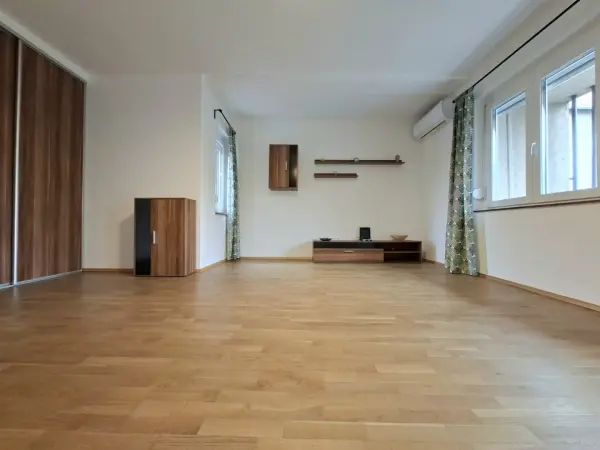Kiadó ingatlan, Szombathely 2 szoba 55 m² 180 E Ft/hó