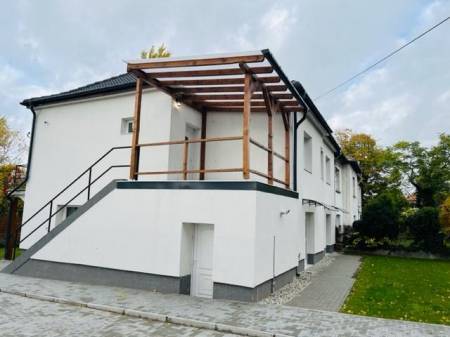 kiadó ingatlan, Tata