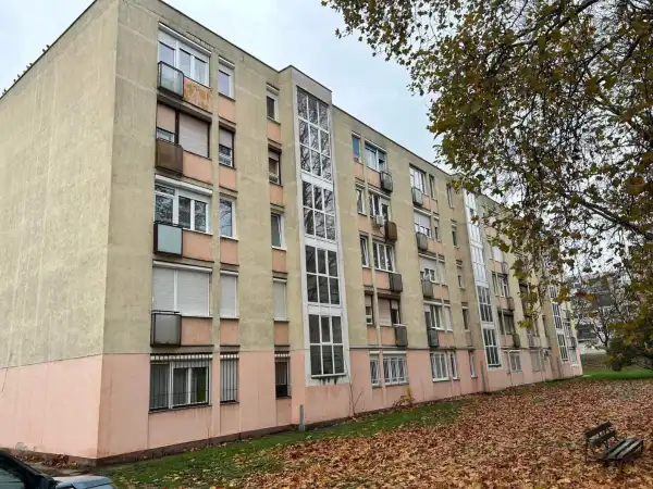 Kiadó ingatlan, Tatabánya 1+2 szoba 52 m² 160 E Ft/hó
